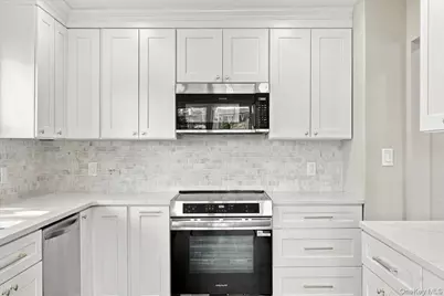 9 John Street, Bethpage, NY 11714 - Photo 7