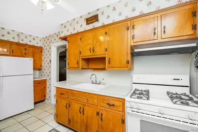 64-45 79th Street, Middle Village, NY 11379 - Photo 11