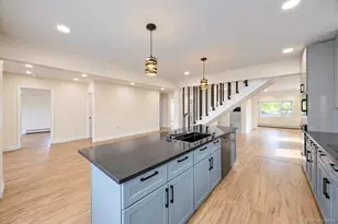93 Vermont Ave, West Babylon, NY 11704 - Photo 15