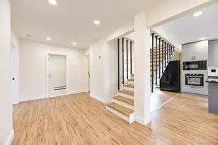 93 Vermont Ave, West Babylon, NY 11704 - Photo 19