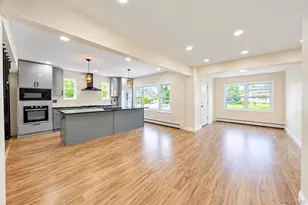 93 Vermont Ave, West Babylon, NY 11704 - Photo 11