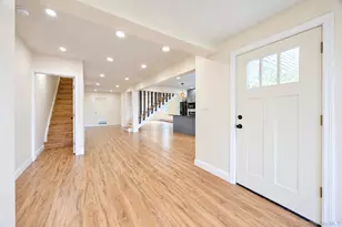 93 Vermont Ave, West Babylon, NY 11704 - Photo 9