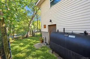 50 Hewlett Dr, Sound Beach, NY 11789 - Photo 5
