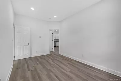 75 Apricot Street, Central Islip, NY 11722 - Photo 9