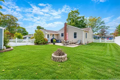 157 Abner Drive, Holtsville, NY 11742 - Photo 19