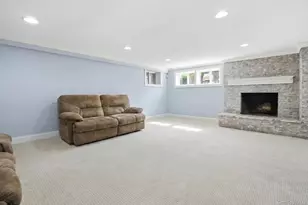47 Orange Dr, Jericho, NY 11753 - Photo 33
