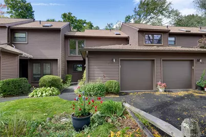 113 Woods Brooke Circle, Ossining, NY 10562 - Photo 1
