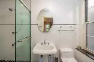 25 Parkview Ave, Bronxville, NY 10708 - Photo 19