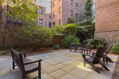 25 Parkview Avenue #2M, Bronxville, NY 10708 - Photo 27