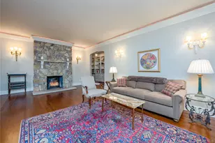 25 Parkview Ave, Bronxville, NY 10708 - Photo 9