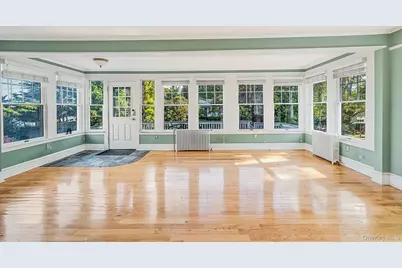 318 Sound Beach Boulevard, Sound Beach, NY 11789 - Photo 11