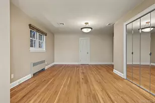 23 Allen Rd, Rockville Centre, NY 11570 - Photo 17