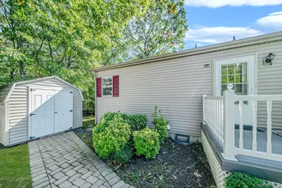 1661 Old Country Road #516, Riverhead, NY 11901 - Photo 9