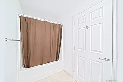 1661 Old Country Road #516, Riverhead, NY 11901 - Photo 43