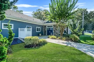 1661 Old Country Rd, Riverhead, NY 11901 - Photo 33
