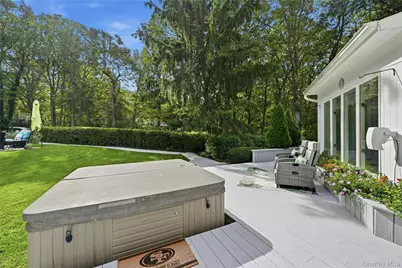 52 W Meadow Road, Setauket, NY 11733 - Photo 35