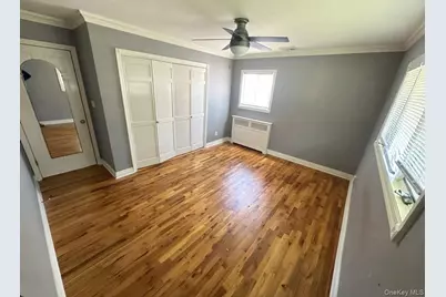 648 Dogwood Avenue, Franklin Square, NY 11010 - Photo 13