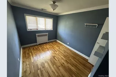 648 Dogwood Avenue, Franklin Square, NY 11010 - Photo 15
