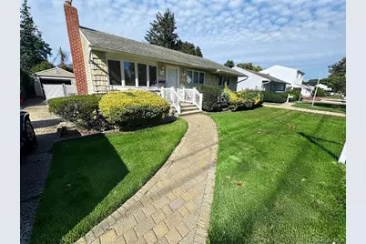 648 Dogwood Avenue, Franklin Square, NY 11010 - Photo 1