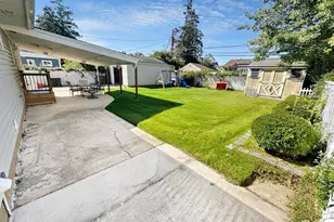 648 Dogwood Ave, Franklin Square, NY 11010 - Photo 3