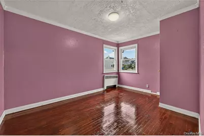 33 N Montgomery Street, Valley Stream, NY 11580 - Photo 11