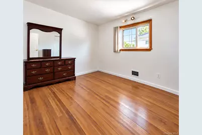 16344 90th Street, Howard Beach, NY 11414 - Photo 19