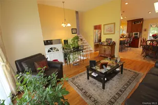 3482 Alta St, Yorktown Heights, NY 10598 - Photo 9