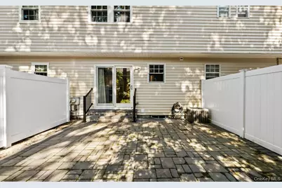 14 Taylor Commons #14, Yaphank, NY 11980 - Photo 15