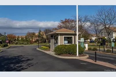 100 Daly Blvd #2815, Oceanside, NY 11572 - Photo 27