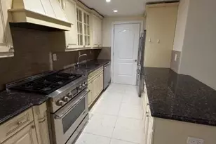 6366 99th St, Rego Park, NY 11374 - Photo 9