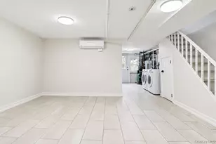 61-10 84th St, Middle Village, NY 11379 - Photo 21