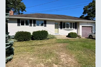 226 Estelle Avenue, Holbrook, NY 11741 - Photo 1