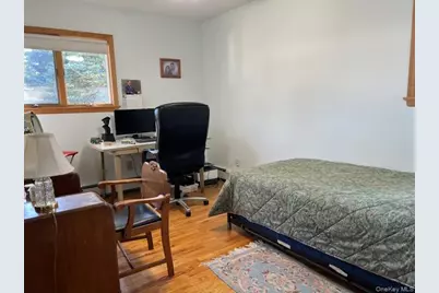 226 Estelle Avenue, Holbrook, NY 11741 - Photo 9