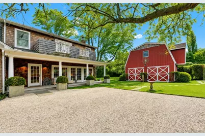 198 South Country Road, Remsenburg, NY 11960 - Photo 5