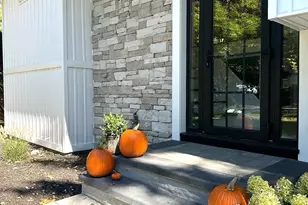 10 Moonedge Rd, Northport, NY 11768 - Photo 3