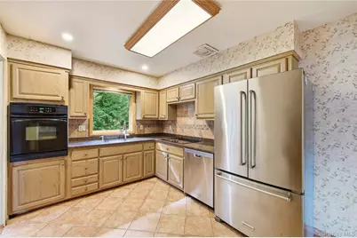 2554 Linden Lane, Merrick, NY 11566 - Photo 19