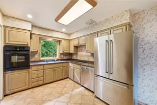 2554 Linden Ln, Merrick, NY 11566 - Photo 19