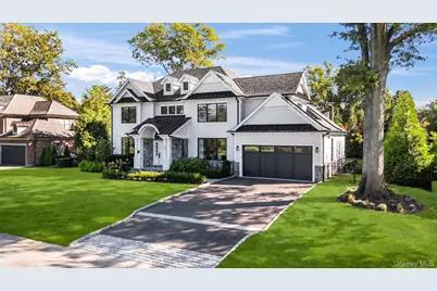 264 Northwoods Road, Manhasset, NY 11030 - Photo 3