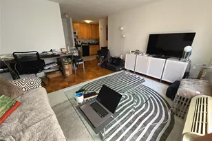 333 E 45th St, New York, NY 10017 - Photo 3