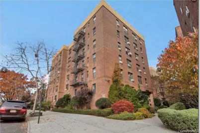 7261 Shore Road #1R, Brooklyn, NY 11209 - Photo 1