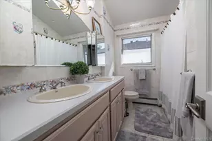 569 Links Dr S, Oceanside, NY 11572 - Photo 31