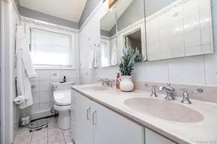 569 Links Dr S, Oceanside, NY 11572 - Photo 25