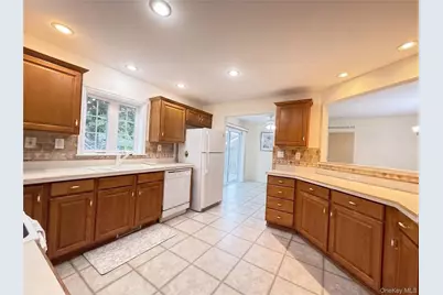 1407 Middle Road #271, Calverton, NY 11933 - Photo 13