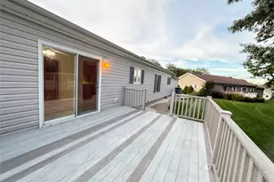 1407 Middle Rd, Calverton, NY 11933 - Photo 33
