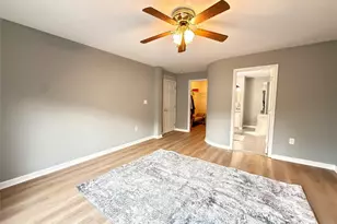 1407 Middle Rd, Calverton, NY 11933 - Photo 17