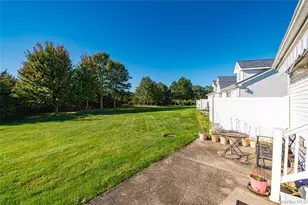 53 Summerfield Ln N, Aquebogue, NY 11901 - Photo 25