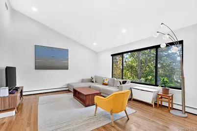 15 Round Hill Drive, Briarcliff Manor, NY 10510 - Photo 9