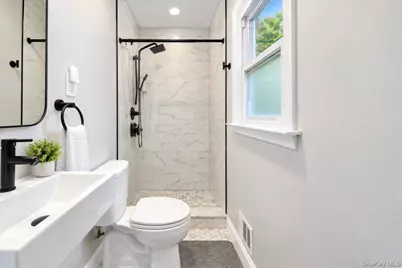80 Keats Avenue, Hartsdale, NY 10530 - Photo 17