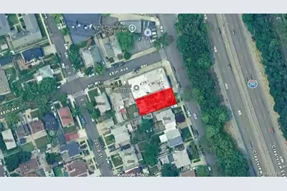 4810 Clearview Expressway, Oakland Gardens, NY 11364 - Photo 3