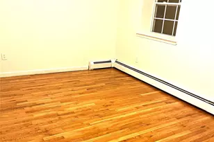 82-81 88th Pl, Glendale, NY 11385 - Photo 9